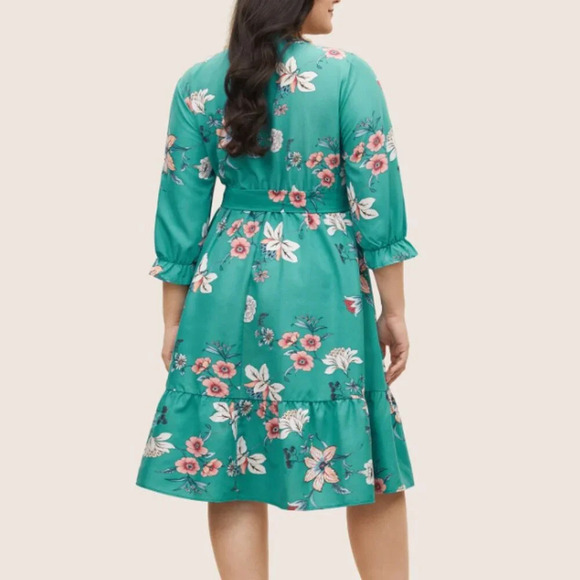 BloomChic Floral Print Shirred Front Ruffle Sleeve Dress - Picture 4 of 5